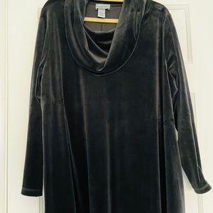 Catherine’s Black velour cowl-neck tunic